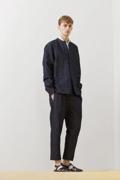Look 8